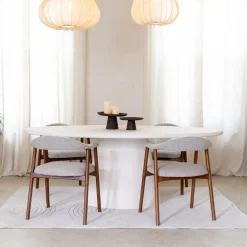 Ygo Armstoel COLETTE Monza Beige - Poot Walnoot| Stoelen