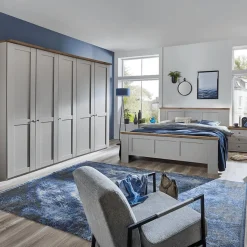 Ygo Slaapkamer NAVAN: Kleerkast 250cm met Lijst + Bed 160x200 + 2x Nachttafels| Slaapkamers