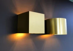 Ygo Wandspot XIO Vierkant Mat Goud| Wandlampen