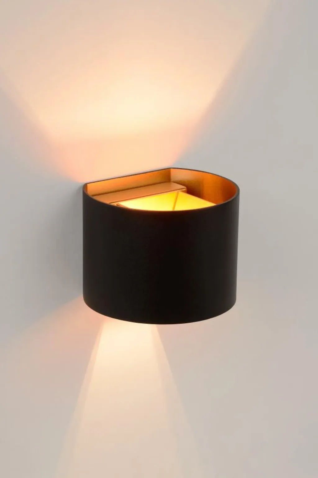 Ygo Wandspot XIO Zwart| Wandlampen