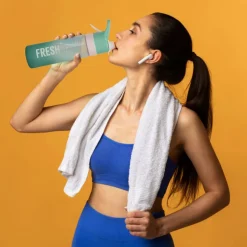 Ygo Waterfles FRESH & FUN 70cl met nevelfunctie Ass.| Koffie & Thee|To Go